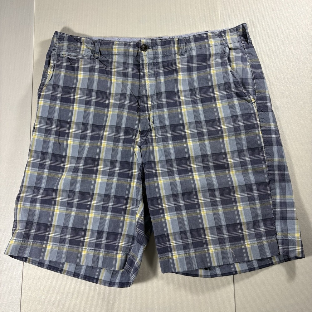 Chaps Men's Plaid Flat Front Cotton Shorts Blue Gray Yellow Size 36 Casual Golf